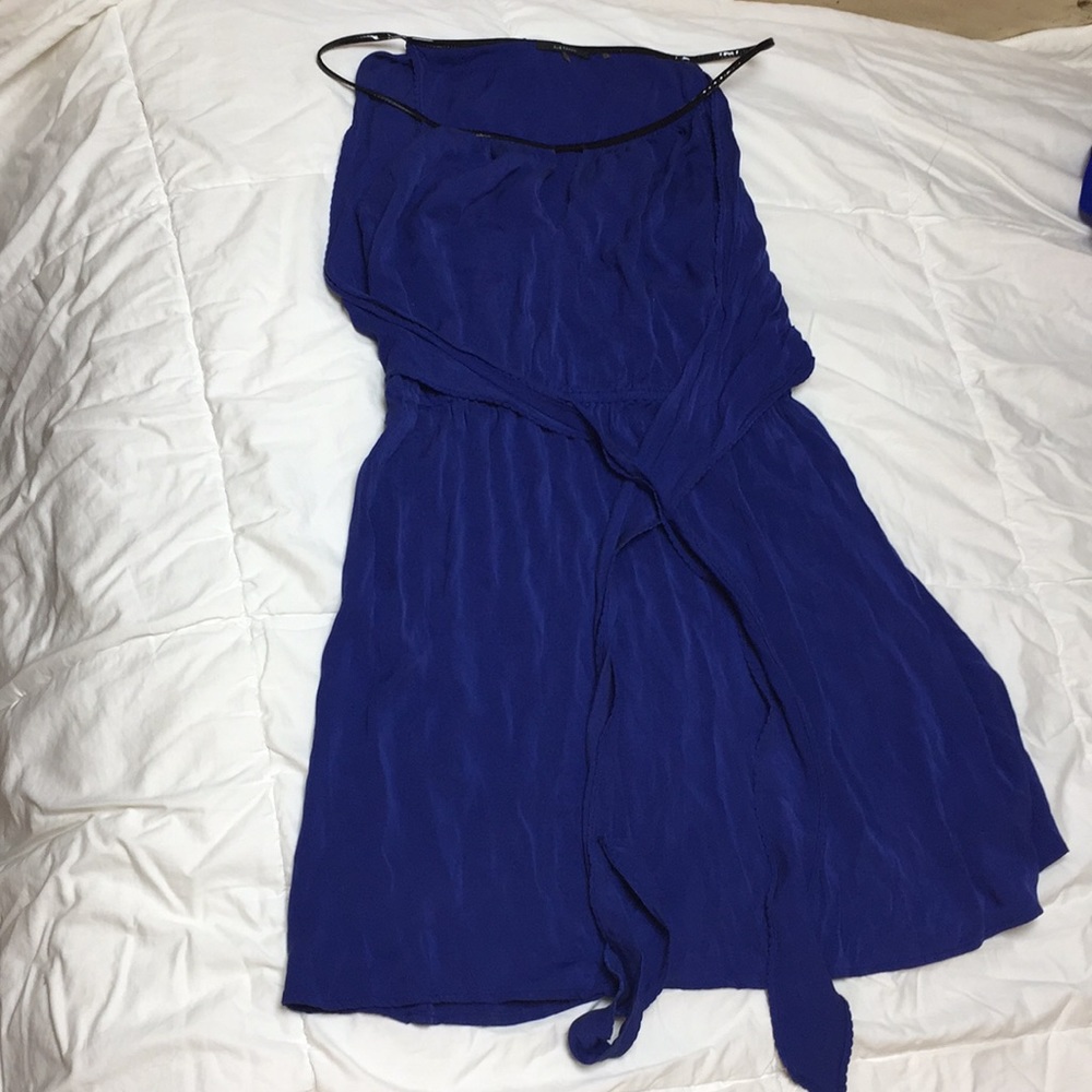 Is a beautiful dress 😍